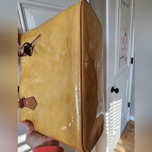 💥AUTHENTIC💥 Louis Vuitton Houston Vernis Monogram Tote - Picture 13 of 14